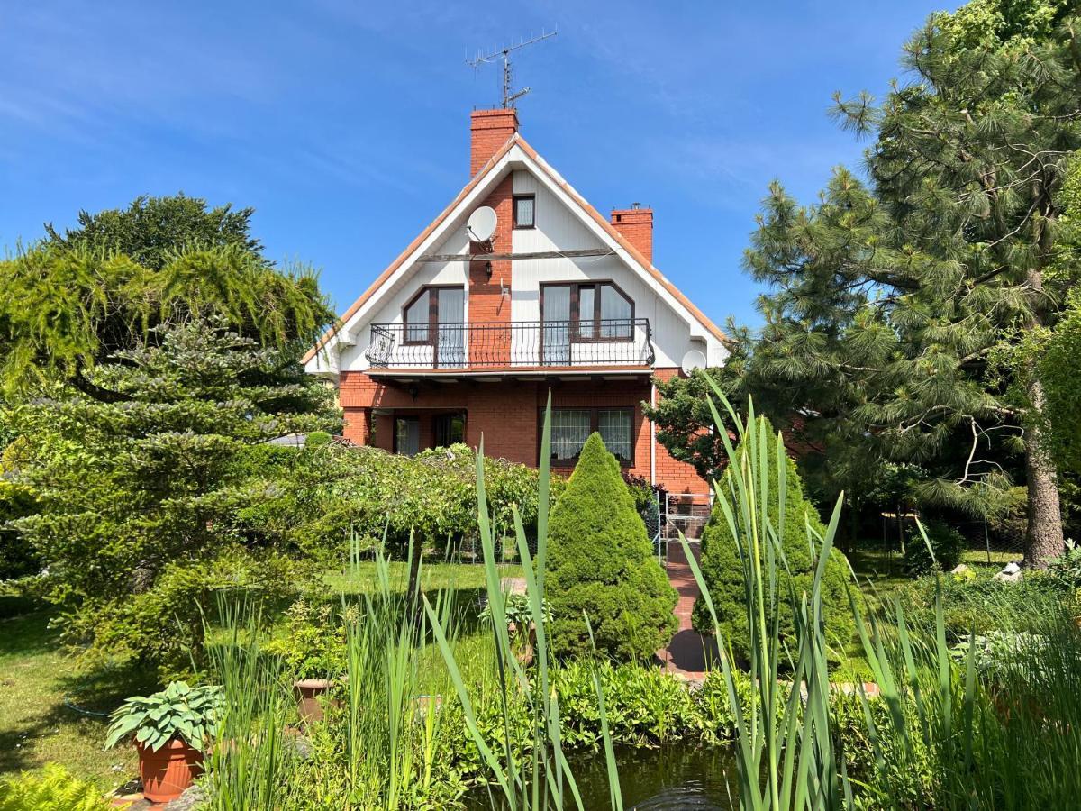 Willa Garden 2 Z Pieknym Ogrodem I Tarasem Ustronie Morskie Exteriér fotografie